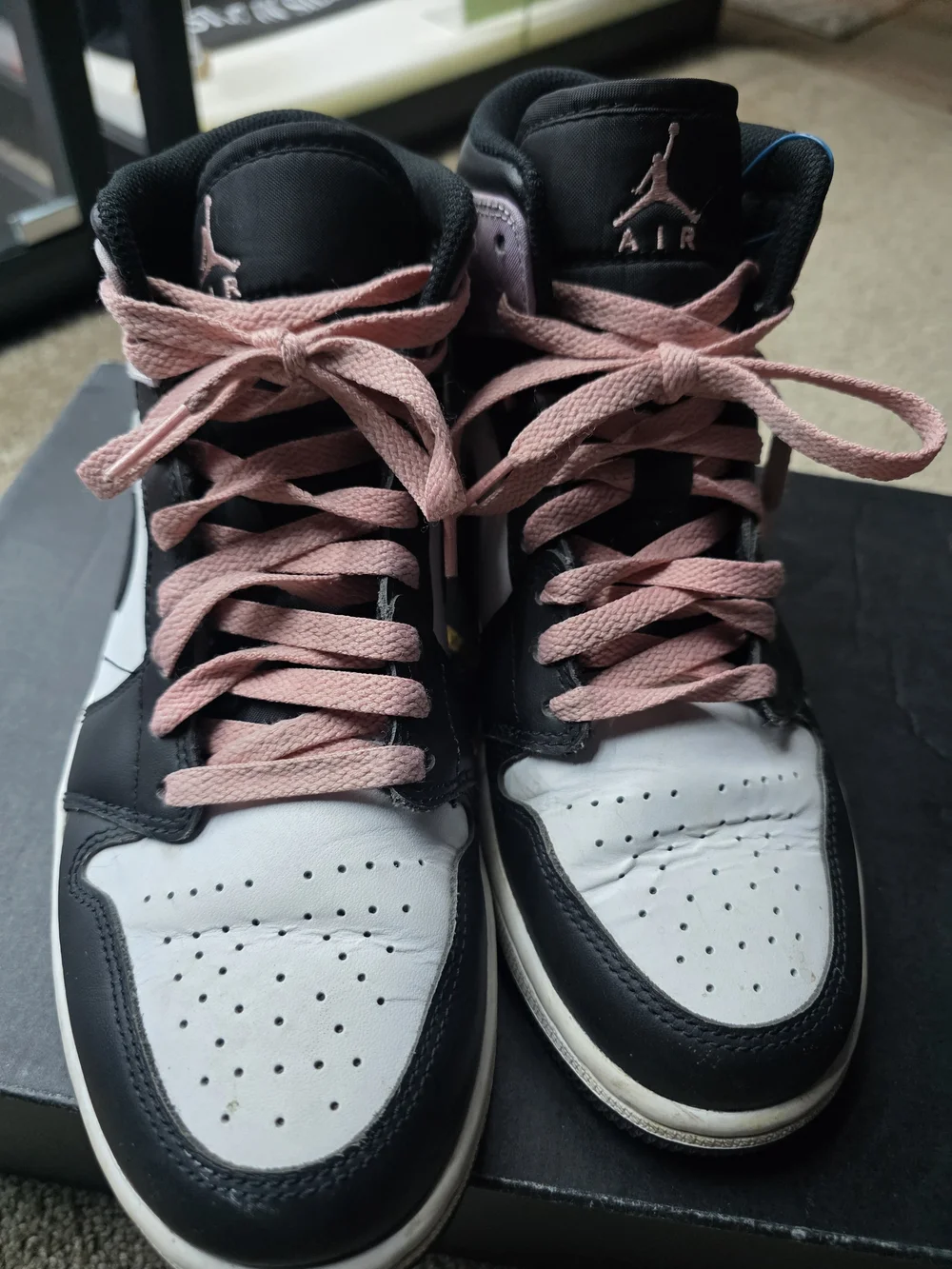 Air Jordan 1 Mid SE 